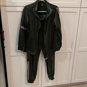 Lala Ali Tracksuit and joggers set.L Olive velour